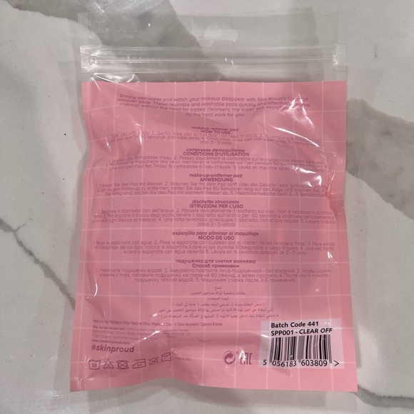 NEW Skin Proud Clear Off Microfiber Reusable & Washable Makeup Remover P… - Picture 5 of 5